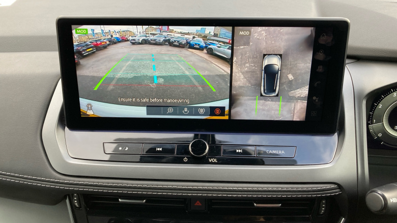 Nissan Qashqai 1.3 DiG-T MH 158 N-Connecta 5dr Petrol Hatchback